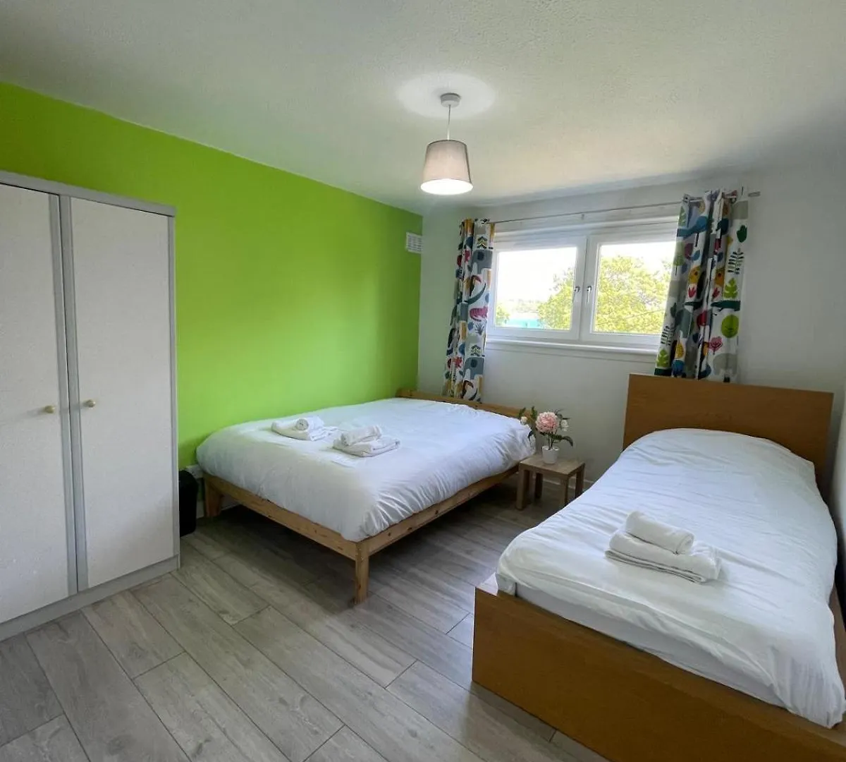 Apartament Citylink Retreat With Metro Access, Free Parking, Near Airport Edynburg
